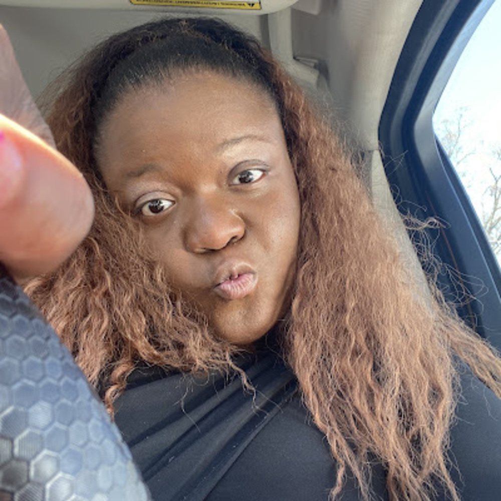 Meet your Posher, Nia-imani